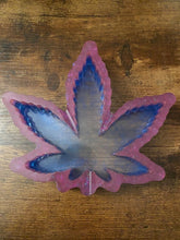 Load image into Gallery viewer, Leaf Ashtray
